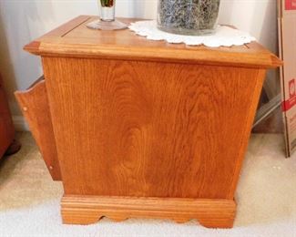 SIDE VIEW OF END TABLE IN PREVIOUS PICTURE.