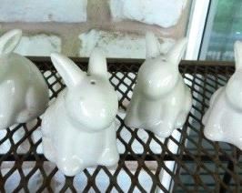 $15.  SET 4 CERAMIC BUNNIES.