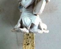 SELLS WITH THE FOAM PLANTER IN PREVIOUS PIC.