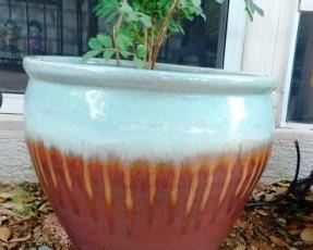 $35.  LARGE GLAZED POT.  12" TALL.  14" DIAMETER.