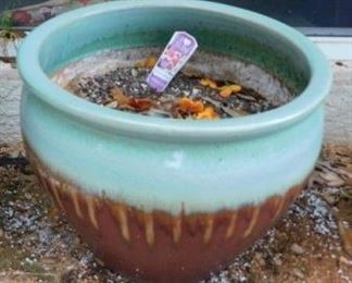 $35.  LARGE GLAZED POT.  12" TALL.  14" DIAMETER.