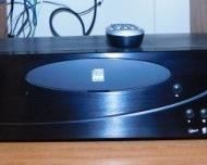 $20.  ESCIENT FIREBALL SE-80 DIGITAL MUSIC MANAGER WITH REMOTE.