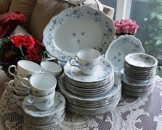 $600.  BEAUTIFUL  71 PIECE JOHANN HAVILAND 'GARLAND BLUE' BAVARIA GERMANY DISH SET.  iNCLUDES SETTING FOR 8 WITH DINNER PLATES, SALAD PLATES, BOWLS, CUPS, S/P SHAKERS, GRAVY BOAT, SERVING PLATTER, SUGAR, CREAMER AND 8 GLASSES.   Email us or call 512-954-3050 to buy it now or make an offer.