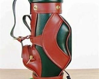 $35.  VINTAGE GOLF CLUB BAG PUSH BUTTON NOVELTY 'WORKING' TELEPHONE.  Email us or call 512-954-3050 to buy it now or make an offer.