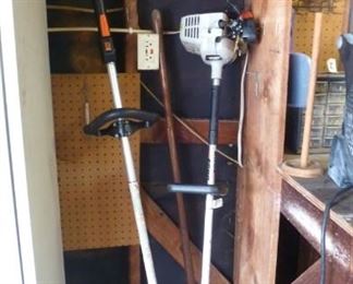 Gas weedeaters