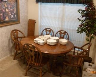 Dining Set - 2 leaves - 5 chairs