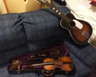 Closer look at Queen Sleeper Sofa Blue Color (Guitar and Vintage Violin w/case SOLD)