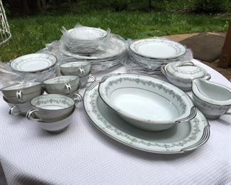 42 Piece Noritake "Norwood" China Service $95