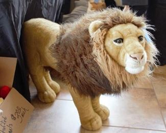 Stuffed Lion and an amazing selection of stuffed animals - all sizes