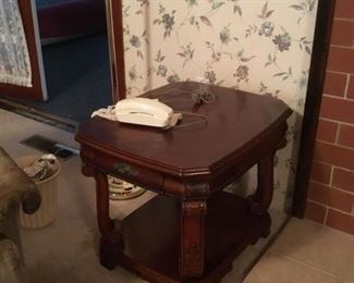 End table
