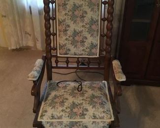 Vintage rocking chair