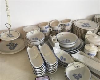 Pfaltzgraf set of dishes