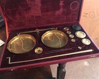 Vintage scale & weights in box