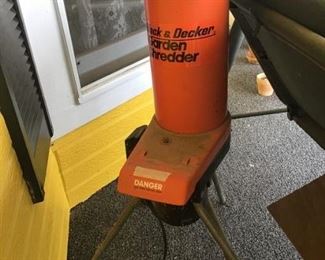 Garden shredder