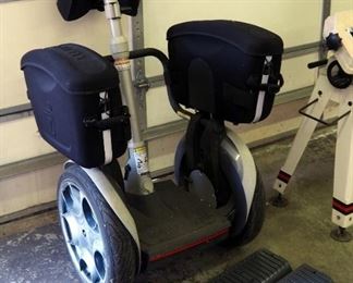 '01 E167 Segway, MDL 1644900007, 12.0 Control Unit, With Side Storage Packs, Handlebar Packs, Light & Motion Turbo Charger, Replacement Batteries