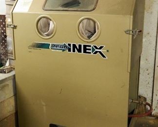 Clemco Industries Zero Inex Blast Cabinet, 61.5" x 46" x 28.5"