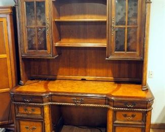 AspenHome Napa Cherry 72" 7 Drawer Credenza With 2 Door Hutch, With Key, 85" x 72" x 26"