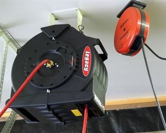 Legacy Level Wind Retractable Pneumatic Hose Reel, Includes Hose