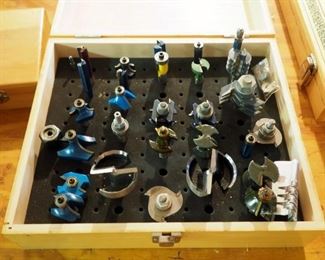 Router Bit Assortment, Includes 27 Assorted Bits And MLCS Wood Storage Case