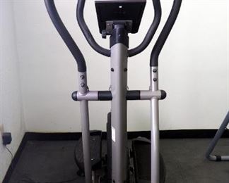 Eclipse Elliptical Machine, Model 1175E, Powers On