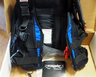Zeagle Scuba Diving B.C., Size Small, New With Tags