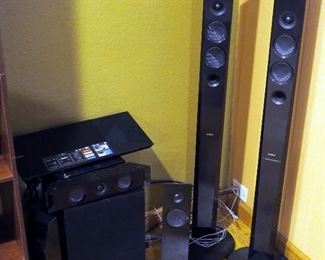 Sony Blu-ray Disc DVD Home Theatre System, Includes 6 Speakers, 2 Towers, Center, 2 Side And Subwoofer