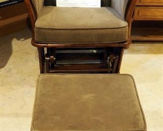 Simmons Kids Slumbertime Upholstered Glider With Matching Gliding Footstool, 40" x 28" x 26"