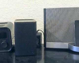 Bose Sound Dock Portable Digital Music System, 8 GB iPod, And GPX AM/FM Clock Radio Docking System