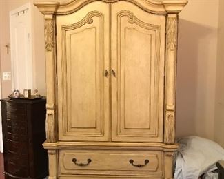 Large bedroom set includes armoire, two nightstand and long dresser w/mirror.  Great condition! Just  $400 for the set.