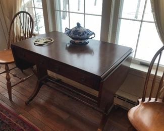 Antique drop leaf mahogany table
