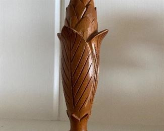 Hawaiian Lei perfumers wood bottle