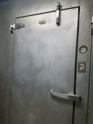 WALK IN COOLER