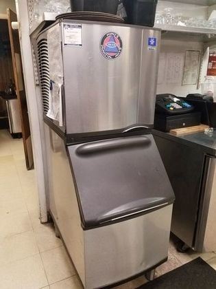 MANITOWAC COMMERCIAL ICE MAKER