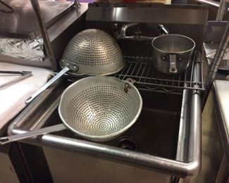 1 BAY STAINLESS SINK/SIFTERS