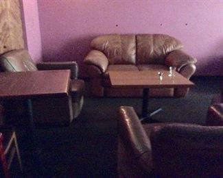 LEATHER LOVESEAT/LOUNGE CHAIRS