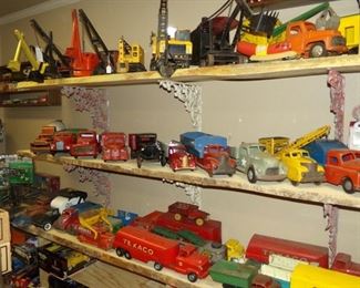 Metal toy Trucks and Machines