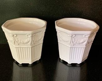 $28 Set of 2 Jay Willfred white octagonal flower pots