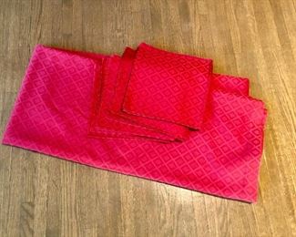 $15 Red cotton tablecloth and napkins 