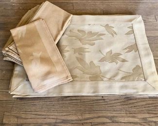 $50 Bod Rum Eight placemats and napkins