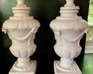 $145 Pair of white ceramic 20th Century urns with lids