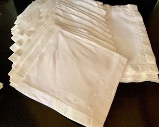 $60 Linen. Twelve napkins and eight placemats 