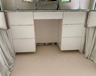 Dressing table open with drawers!