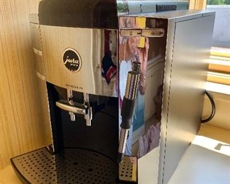 $700 Jurra Capresso Impressa F9