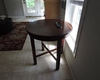 Cafe height table