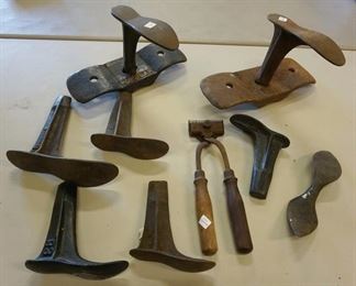 1043	LOT OF ANTIQUE SHOE LATHES AND CLIPPERS
