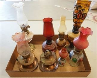 1046	COLLECTION OF 8 MINIATURE KEROSENE LAMPS
