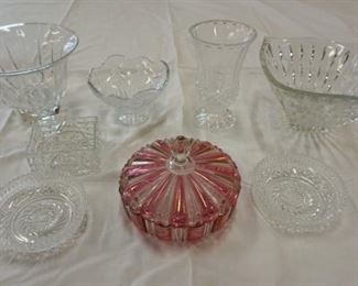 1084	LOT 8 PCS ASSORTED CLEAR & COLORED GLASS
