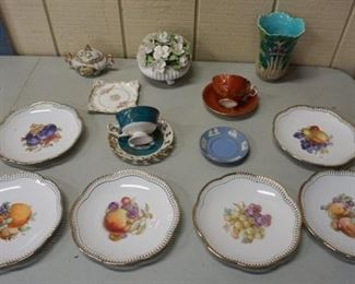 1132	LOT W/FRUIT PLATES, CUP & SAUCERS, ETC
