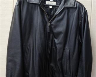 1168	ST JOHNS BAY LEATHER JACKET-MEDIUM
