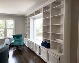 BUILT-IN SHELVING AND CABINET STORAGE